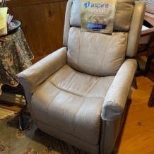 Aspire Raphael Quattro Power Lift Recline Chair 