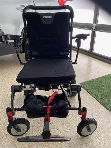 Pride iGo Lite Electric Wheelchair with Hoist