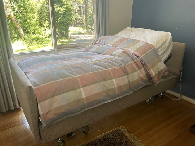 Icare Adjustable Bed and Pressure Care System