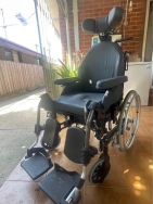 Premium BREEZY Relax Tilt-in-Space Wheelchair