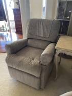 Recliner Lift Chair, Unused, New